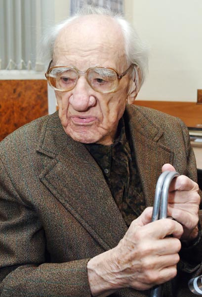 Сегодня, 5 июня, в 7 часов утра на 98-м году жизни скончался выдающийся оперный режиссер Борис Покровский.