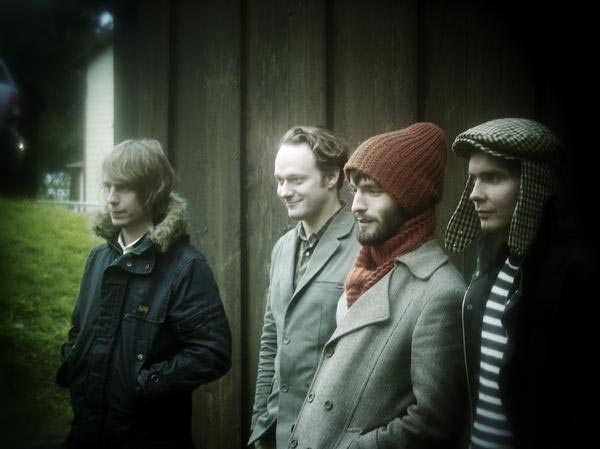 Исландская пост-рок-группа Sigur Rós записывает новый альбом. Музыканты утверждают, что работа уже близится к концу.
