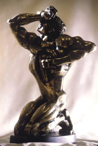 Статуэтка ТЭФИ, изображающая Орфея, – главный приз российского телевидения за достижения в области телевизионных искусств. Автор – Эрнст Неизвестный. Позолоченная бронза.