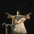 В Большом театре возобновлен балет «Ромео и Джульетта» Сергея Прокофьева в постановке знаменитого хореографа Юрия Григоровича. Премьера состоится в среду, 21 апреля, на Новой сцене.