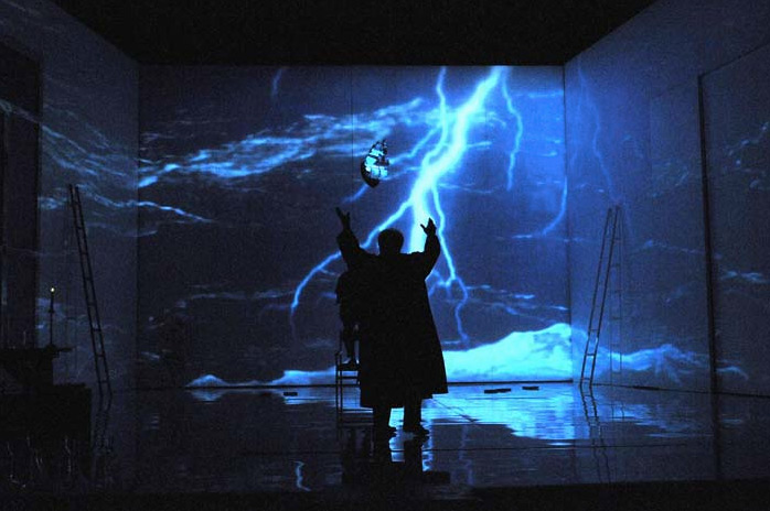 «Буря» в постановке Роберта Стуруа
