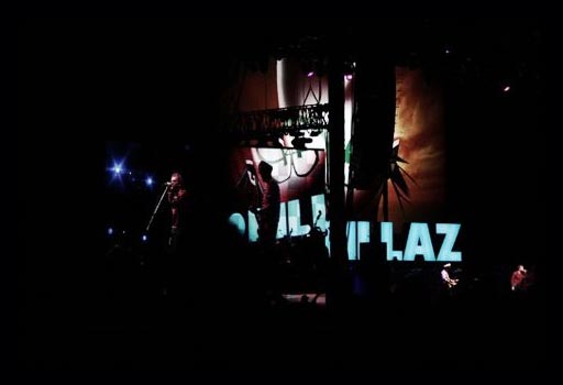 Новый сингл Gorillaz «Doncamatic» будет выпущен на лейбле Parlophone 22 ноября. Запись выйдет в трех форматах: на 7-дюймовом пикчер-диске, на CD и в цифровом варианте. На би-сайде будут записаны радио-версия и ремикс песни «Nero».