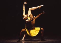 Па-де-де из балета «Херман-Шмерман» в исполнении танцовщиков труппы  New York City Ballet 