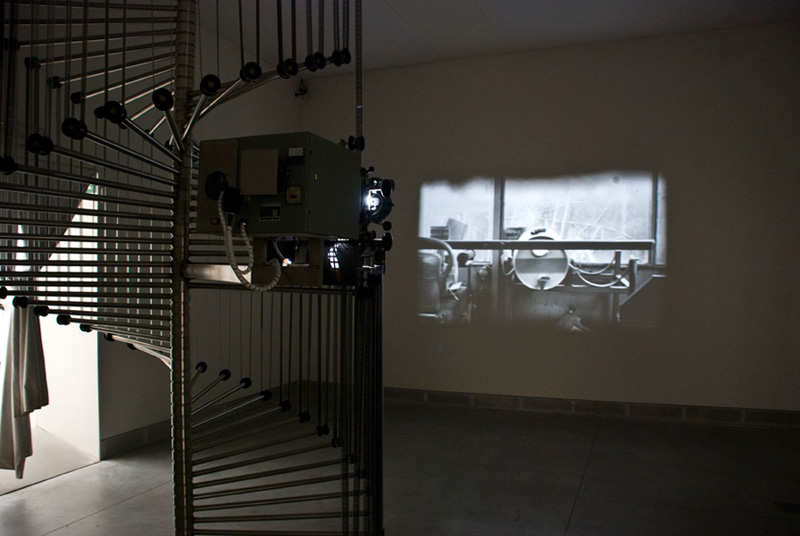 Симон Старлинг и его «пространственно-временные машины»