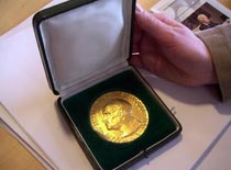 Медаль Нобелевской премии мира
