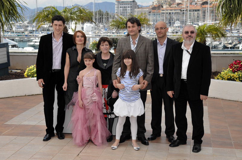 Кристи Пуйю и актеры фильма «Аврора» на Канском кинофестивале в 2010 году 