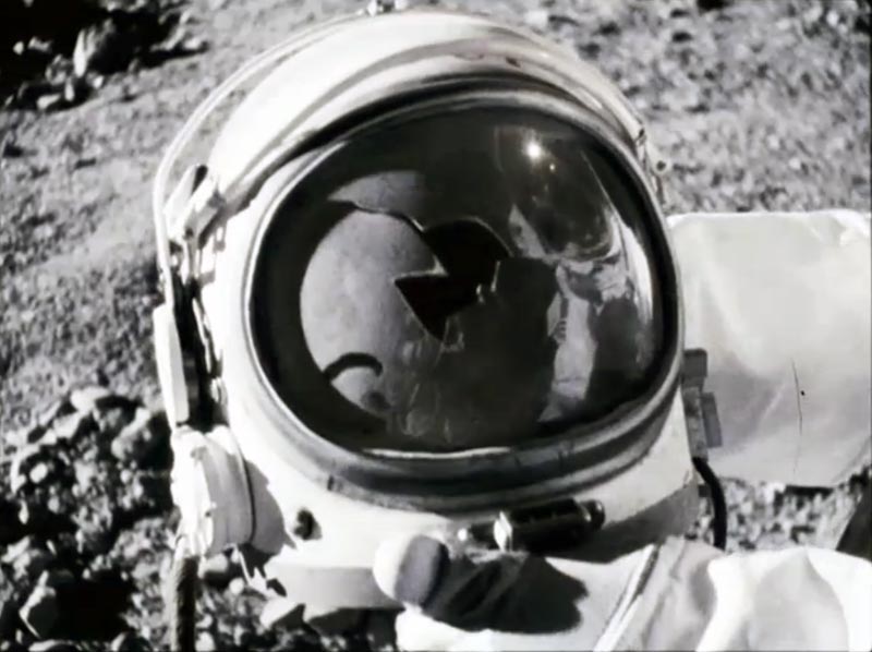 Кадр из трейлера фильма «Аполлон-18» - The Weinstein Company