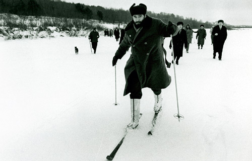 Для выставки «Куба в Революции». Фидель Кастро катается на лыжах в Советском Союзе. Январь 1964 