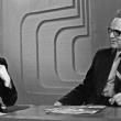 Ведущий телепередачи «Кинопанорама» кинокритик Георгий Капралов (справа) беседует с актрисой Людмилой Гурченко. 1977