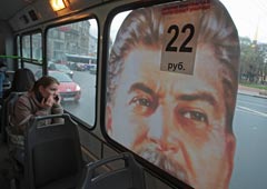 Ко Дню Победы вернут автобусы со Сталиным