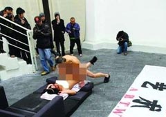 Китай отказался от перевоспитания проституток в трудовых лагерях — — В мире на РЕН ТВ