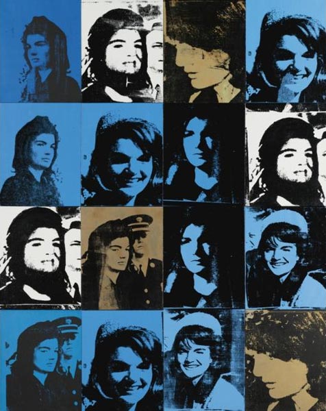 Общая выручка нью-йоркского аукциона Sotheby’s в области современного искусства составила $128 млн, топ-лотом стала работа Энди Уорхола «Шестнадцать Джеки» 1964 года, проданная за $20,2 млн.