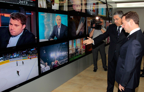 Олег Добродеев и Дмитрий Медведев в штаб-квартире ВГТРК 