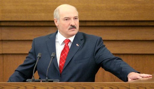 Президент Республики Беларусь Александр Лукашенко потребовал выгнать из страны ряд зарубежных СМИ, в том числе российских, обвинив их в «нагнетании ситуации на валютном и потребительском рынках».