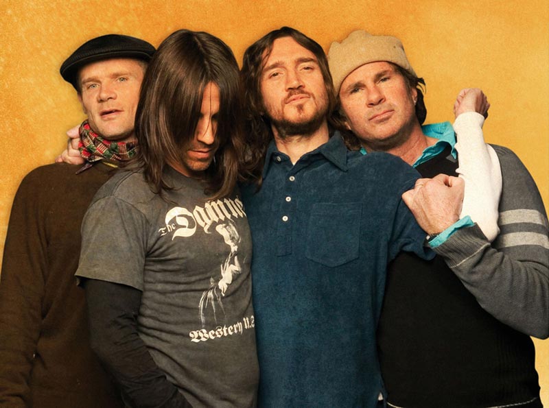 Участники недавно возродившейся фанк-рок группы Red Hot Chili Peppers (RHCP) объявили, что  их десятый студийный альбом «I'm With You» появится на прилавках 30 августа 2011 года.