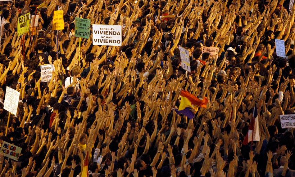 Участники всемирной акции протеста. 15 октября 2011. Мадрид, Испания