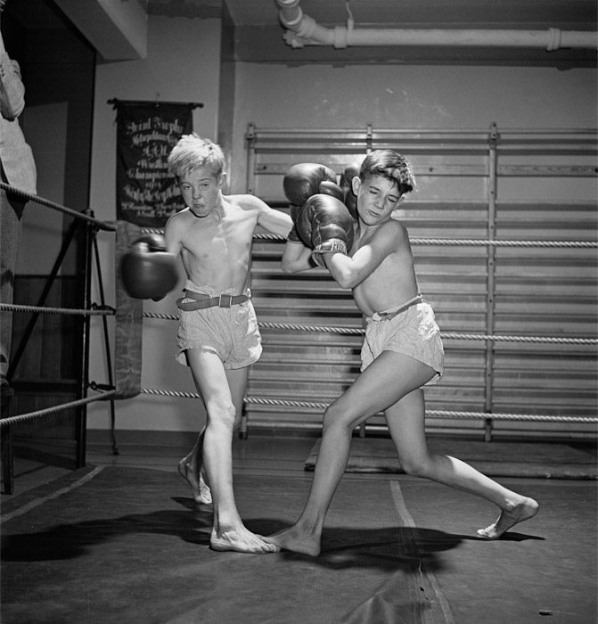 Стенли Кубрик. Чистильщик обуви. Боксеры. 1947