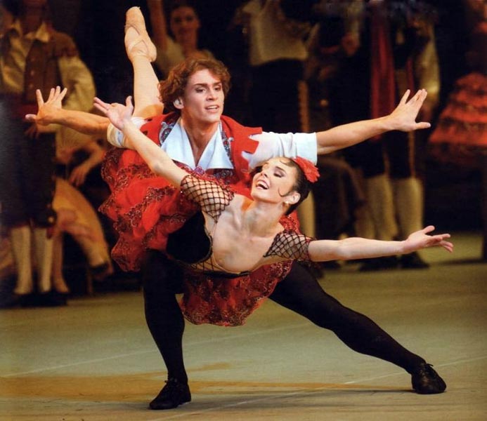 Звезды балетной труппы Большого театра Иван Васильев и Наталья Осипова подали заявления об уходе.
