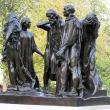 Монумент «Граждане Кале» работы Огюста Родена, установленный в Лондоне, оказался бесхозным: ему требуется реставрация, однако госструктуры отказываются признать себя ответственными за судьбу памятника.