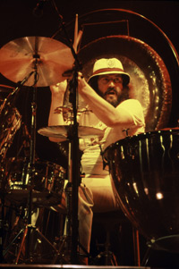 Джон Бонэм на концерте Led Zeppelin в Madison Square Garden. 1977 