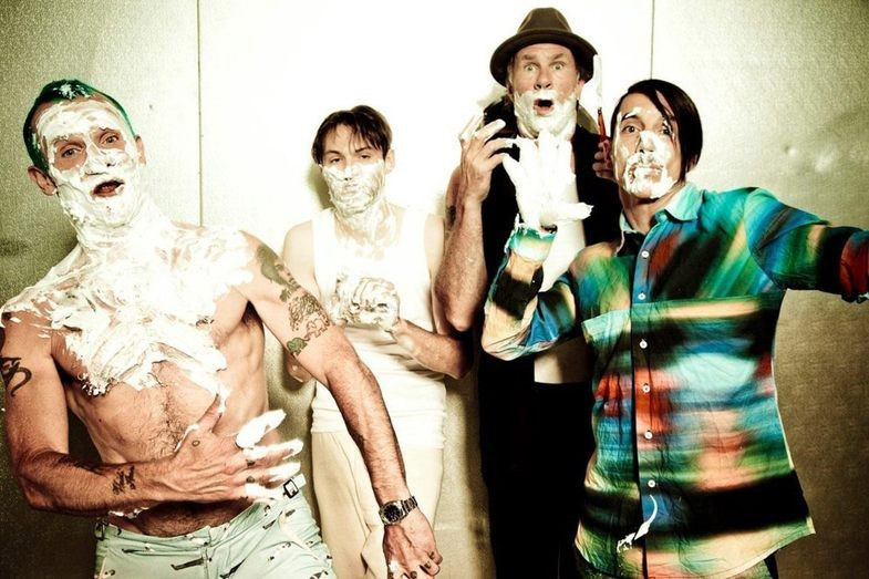 Red Hot Chili Peppers. «Monarchy of Roses»