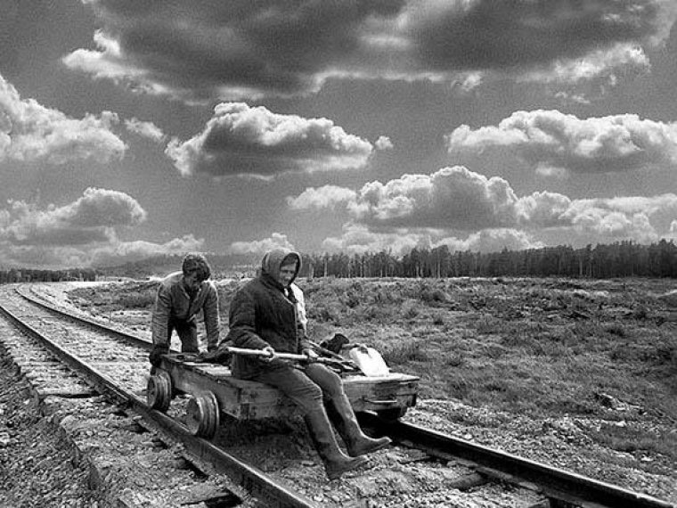 Кадр из фильма «Остановите поезд»