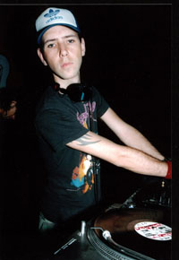 DJ Тига во время своего первого выступления в России на фестивале FortDance. 2003 