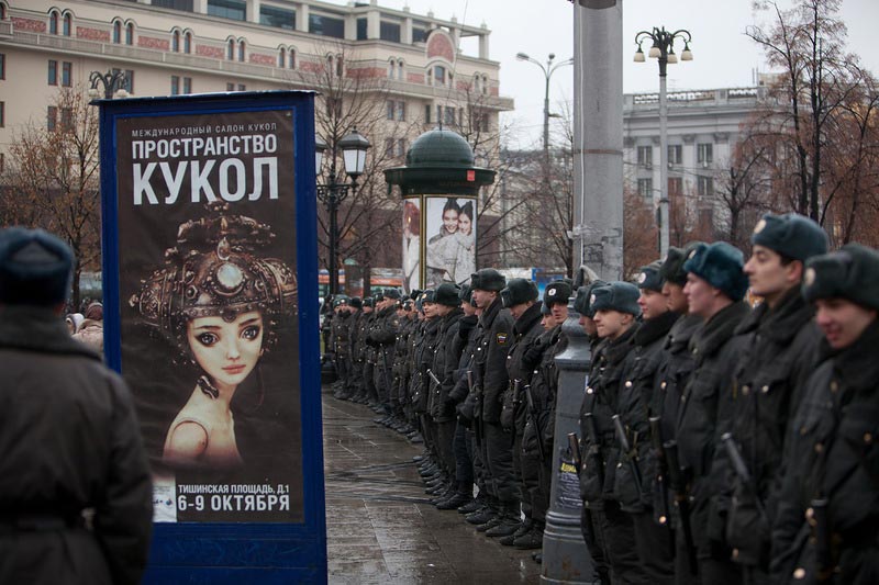 Московские власти распорядились о проведении ремонтных работ на площади Революции, где в субботу, 10 декабря, должен пройти санкционированный митинг оппозиции против фальсификаций на выборах в Госдуму 4 декабря.