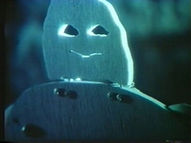 Кадр из мультфильма «Шпрота, закопченная на солнце»