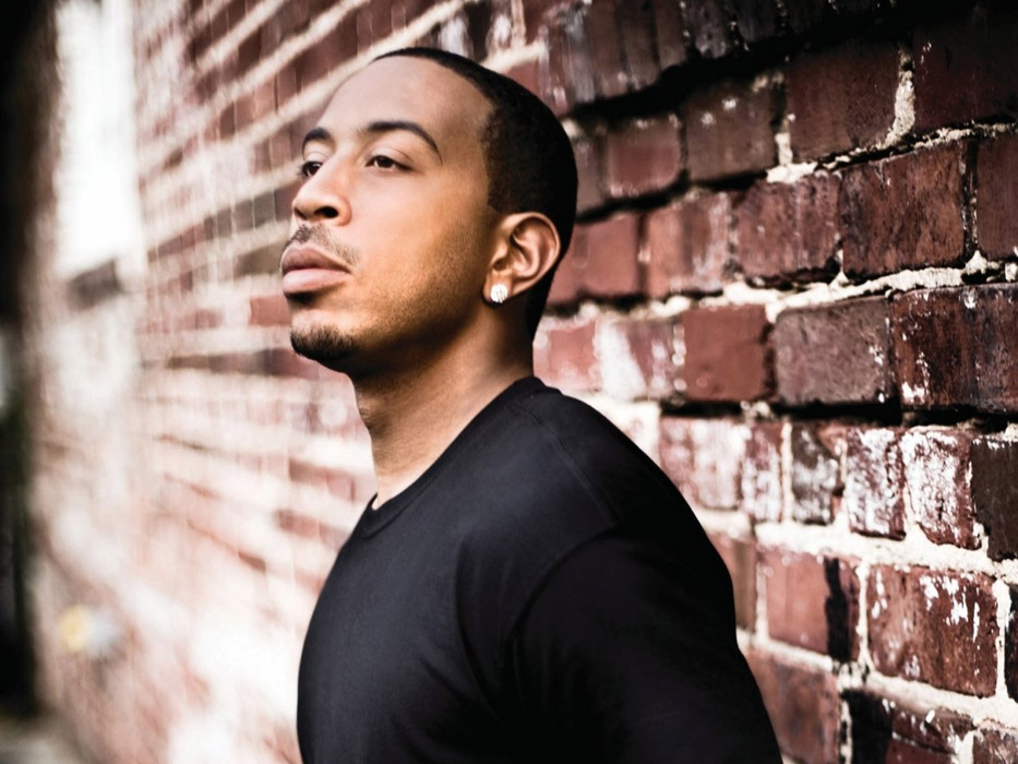 Ludacris. «Shake N Fries» (feat. Gucci Mane)