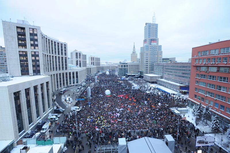 Оргкомитет митингов «За честные выборы» намерен провести шествие 4 февраля в Москве от Октябрьской площади до Манежной площади.