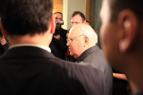 Во время премьеры фильма «Горбачев. От первого лица» в Москве, 20 декабря 2011