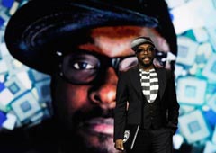Лидер Black Eyed Peas запишет песни в 12 городах