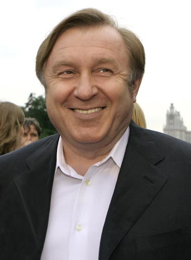 Валерий Симонов, возглавлявший редакцию газеты «Труд» в 2006—2007 годах, вновь занял пост главного редактора этого издания.