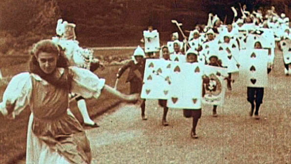 Кадр из фильма «Алиса в Стране чудес». 1915. Режиссер: В.В. Янг 