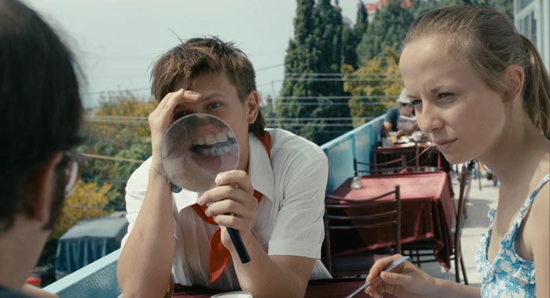 Картина «Шапито-шоу» Сергея Лобана и Марины Потаповой занимает четвертое место из 120 фильмов в рейтинге зрительских симпатий на 41-м Роттердамском международном кинофестивале.