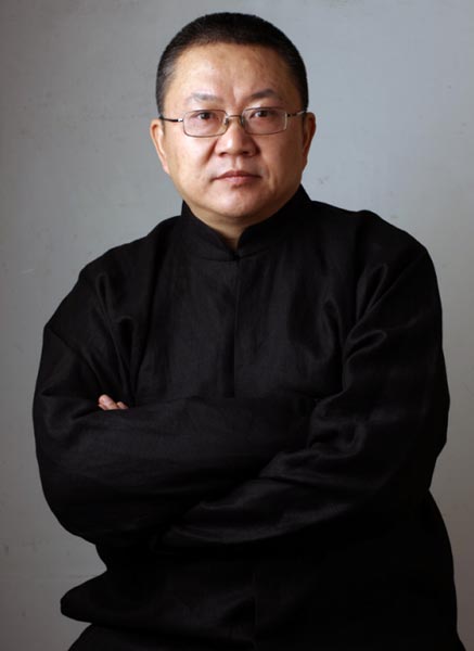 Объявлен лауреат Притцкеровской премии 2012 года. Им стал 48-летний китайский архитектор Ван Шу — первый гражданин Китая, выигравший эту престижнейшую награду, аналог Нобелевской премии в области архитектуры.