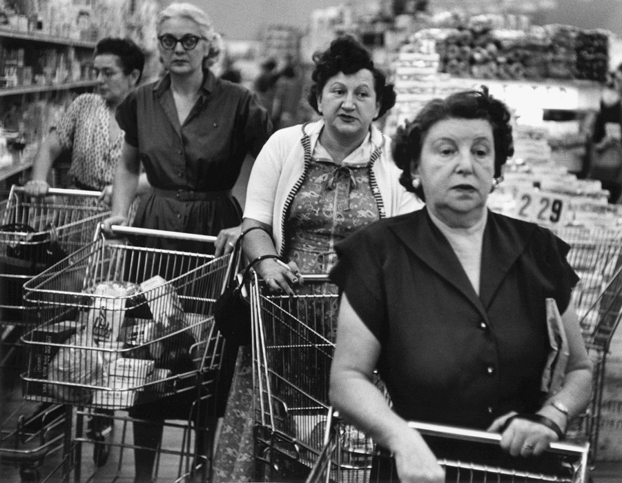 Уильям Кляйн. Четыре женщины, супермаркет. 1955  - William Klein