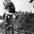 Неизвестный автор. Ролан Барт с матерью. Фотография, 1920-е (?)