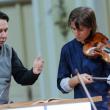 Виктория Муллова и Михаил Плетнев во время репетиции с Российским национальным оркестром в Большом зале Консерватории 
