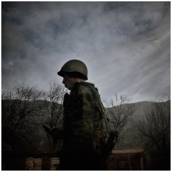 Чечня, январь 2010. Военный патруль на дороги из Грозного в Шатой.