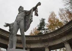 Колоннада Аполлона в Павловске
