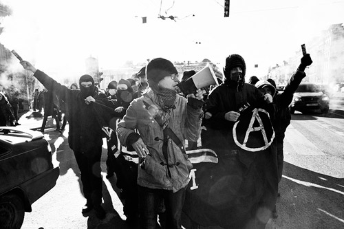 Филипп Костенко на шествии анархистов 