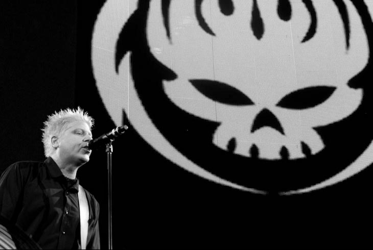 Панк-рокеры из Южной Калифорнии The Offspring 26 июня выпустят девятый студийный альбом «Days Go By». Группа также отмечает в этом году 20-летний юбилей релиза своей второй пластинки «Ignition».