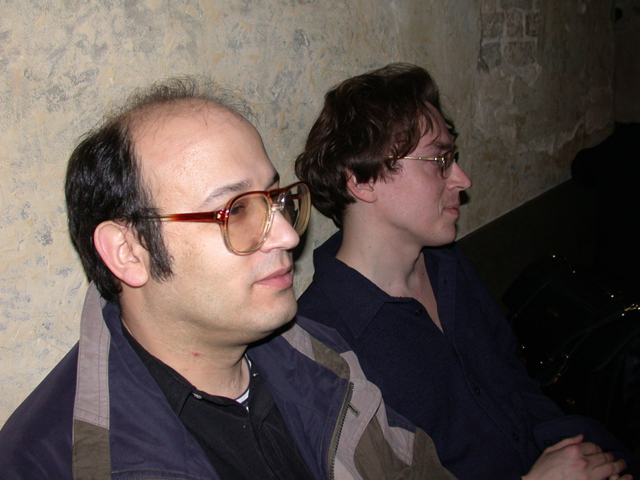 Александр Левин и Дмитрий Воденников на вечере Кирилла Медведева. 14.03.2002