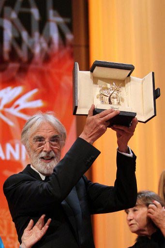 Михаэль Ханеке стал одним из немногих режиссеров, дважды завоевавших «Золотую пальмовую ветвь» Каннского кинофестиваля. Сегодня, 27 мая, на 65-й торжественной церемонии на набережной Круазет лучшим был назван его фильм «Любовь».