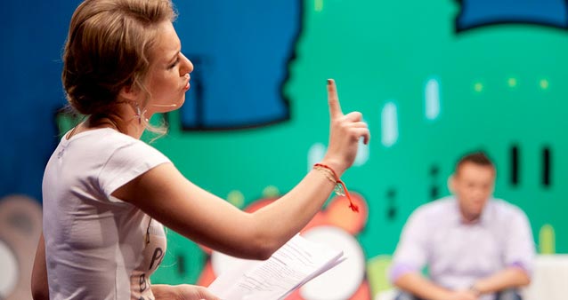 Ток-шоу «Госдеп-2» принесло телеведущей Ксении Собчак премию «Власть №4» в номинации «Лучший проект в области политических медиа».