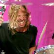 Барабанщик группы Foo Fighters Тейлор Хокинс сыграет Игги Попа в фильме «CBGB», который посвящен одноименному нью-йоркскому клубу.
