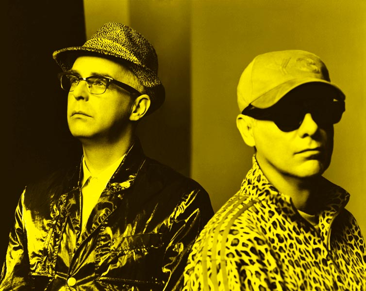 Вместо исландской певицы Бьорк хедлайнером «Пикника Афиши», который пройдет 21 июля в московском музее-заповеднике «Коломенское», станет знаменитая британская поп-группа Pet Shop Boys.