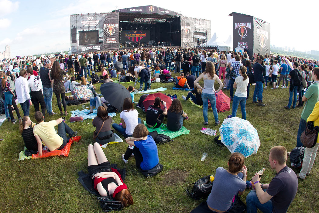 Международный фестиваль рок-музыки Maxidrom-2012 на аэродроме Тушино